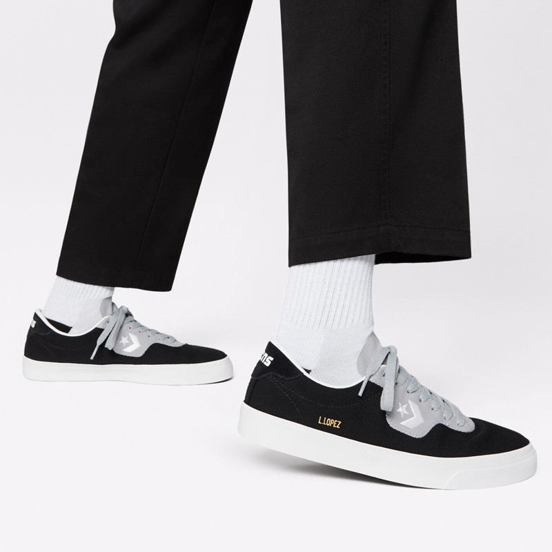 SEPATU SNEAKERS CONVERSE Canvas Louie Lopez Pro