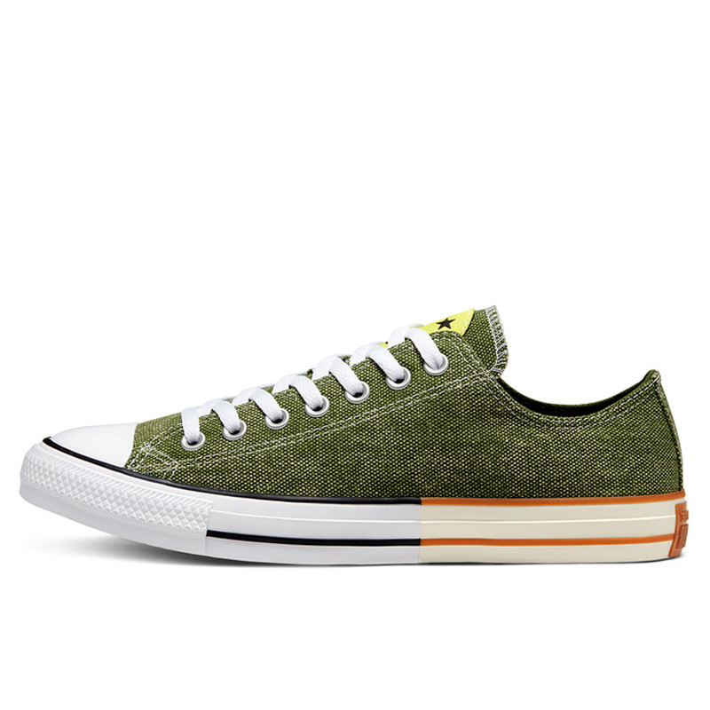 SEPATU SNEAKERS CONVERSE Chuck Taylor All Star Happy Camper Patch