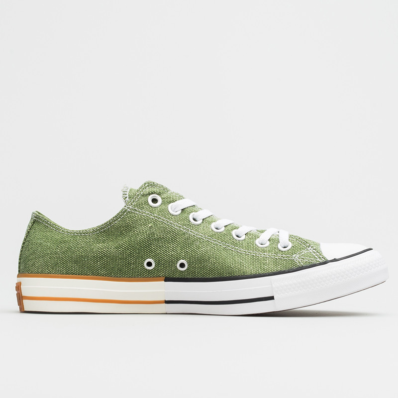 SEPATU SNEAKERS CONVERSE Chuck Taylor All Star Happy Camper Patch