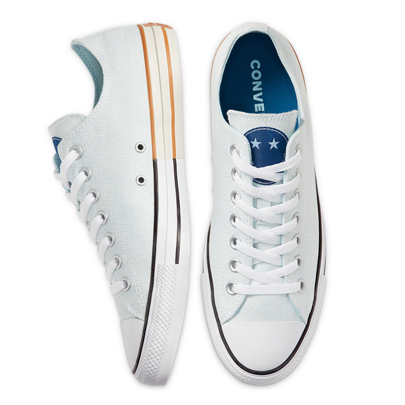 SEPATU SNEAKERS CONVERSE Chuck Taylor All Star Happy Camper Patch