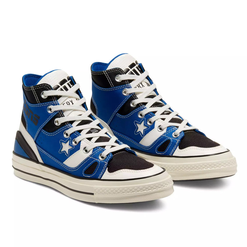SEPATU SNEAKERS CONVERSE Chuck 70 E260