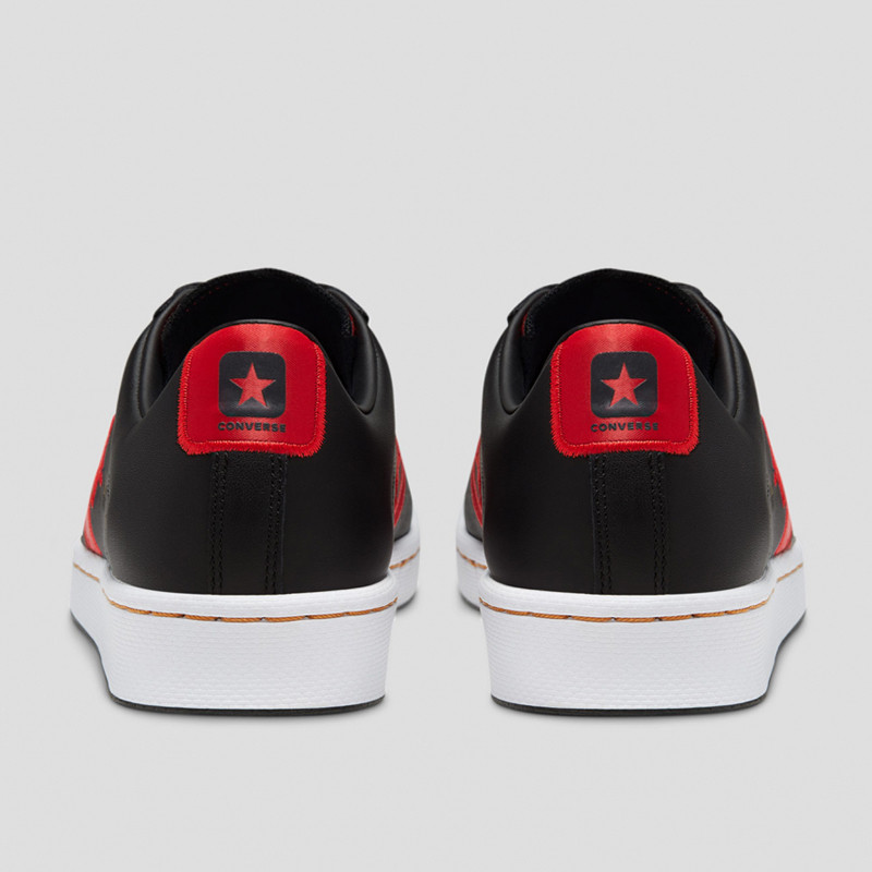 SEPATU SNEAKERS CONVERSE Pro Leather Bleeding Colours Low Top
