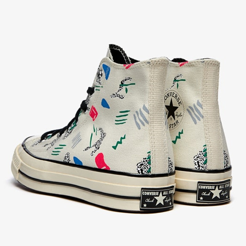 SEPATU SNEAKERS CONVERSE Archive Skate Print Chuck 70 High Top