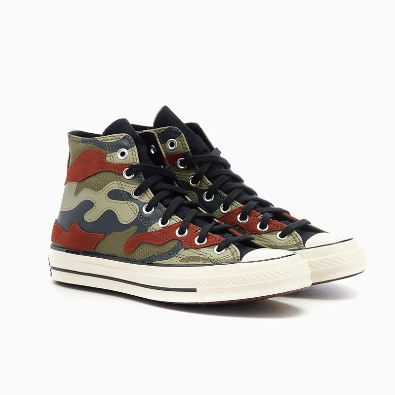 SEPATU SNEAKERS CONVERSE Hybrid Camo Chuck 70