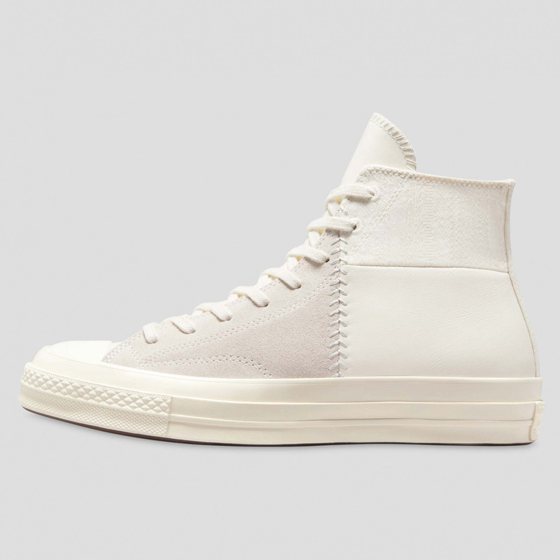 SEPATU SNEAKERS CONVERSE Chuck 70 Crafted Split Construction