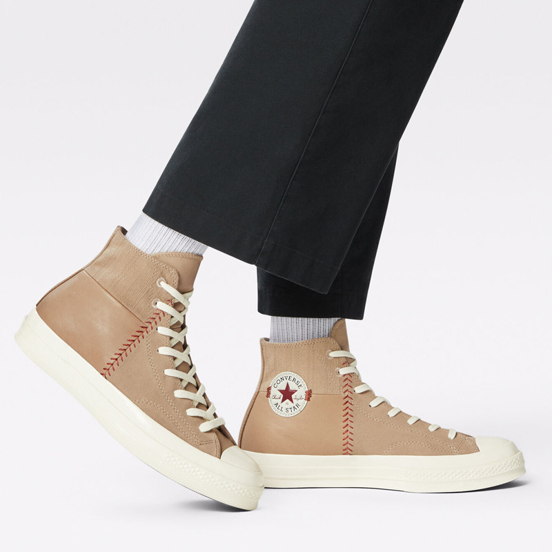 SEPATU SNEAKERS CONVERSE 70 Crafted Split Construction