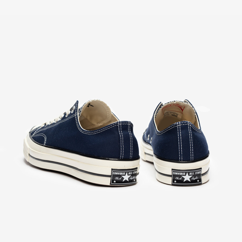 SEPATU SNEAKERS CONVERSE Chuck 70 Seasonal Colour Low Top