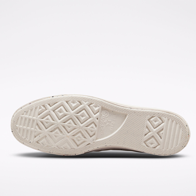 SEPATU SNEAKERS CONVERSE Chuck 70 Crafted Canvas