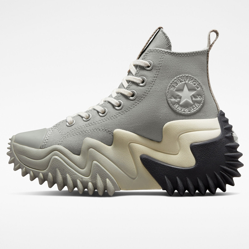 SEPATU SNEAKERS CONVERSE Run Star Motion Platform Ombre