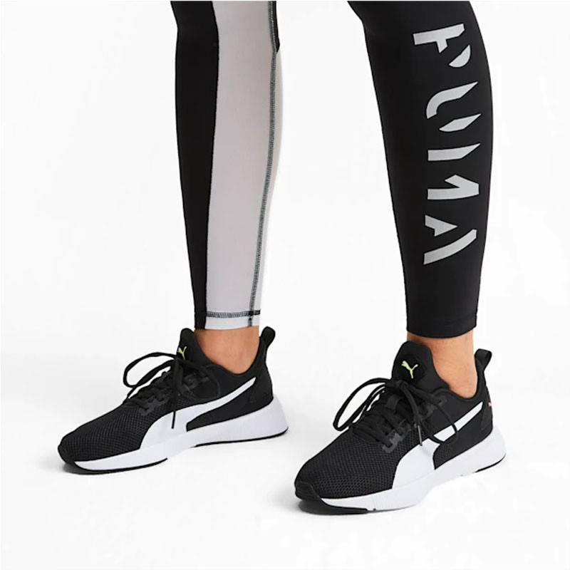 SEPATU LARI PUMA Flyer Runner