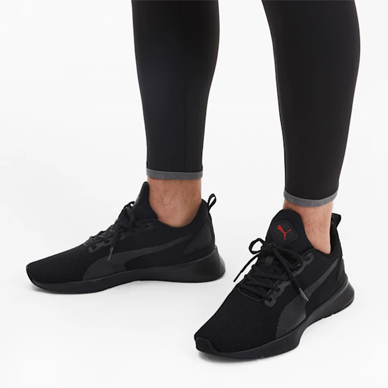 SEPATU LARI PUMA Flyer Runner