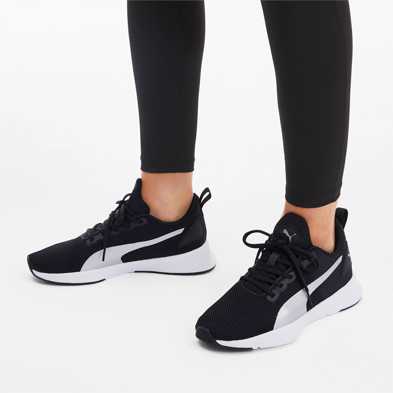 SEPATU LARI PUMA Flyer Runner