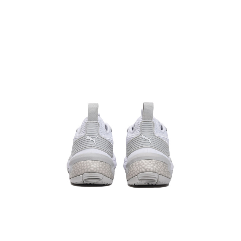 SEPATU BASKET PUMA Uproar Hybrid Court Core