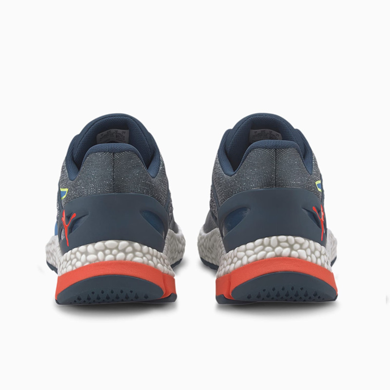SEPATU LARI PUMA HYBRID Astro