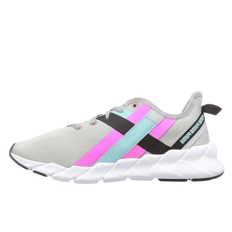 SEPATU TRAINING PUMA Wmns Weave XT Twin