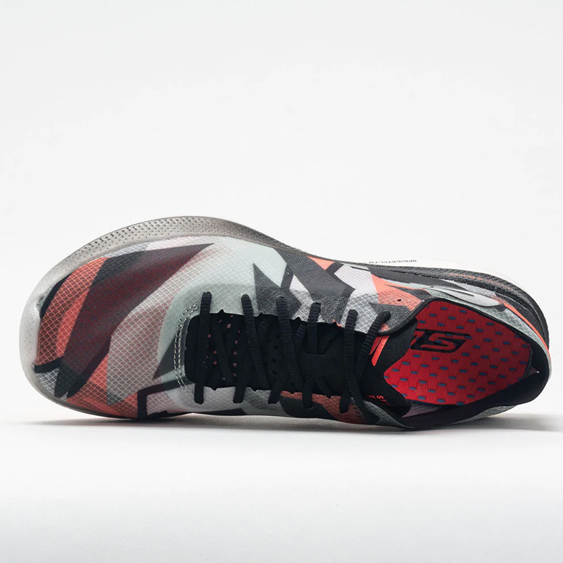SEPATU LARI SKECHERS GOrun Speed Freek