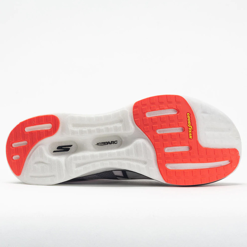 SEPATU LARI SKECHERS GOrun Speed Freek
