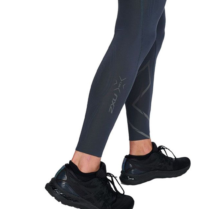 CELANA LARI 2XU LIGHT SPEED COMPRESSION TIGHTS