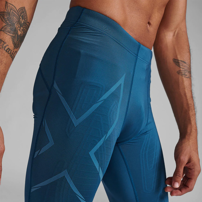 CELANA LARI 2XU Light Speed Compression Shorts