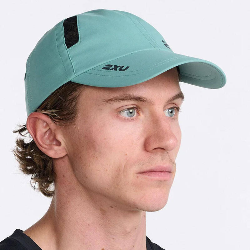 TOPI LARI 2XU Run Cap
