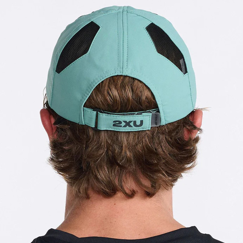 TOPI LARI 2XU Run Cap