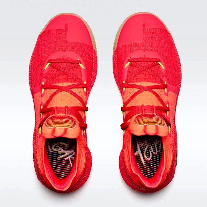 SEPATU BASKET UNDER ARMOUR Curry 6
