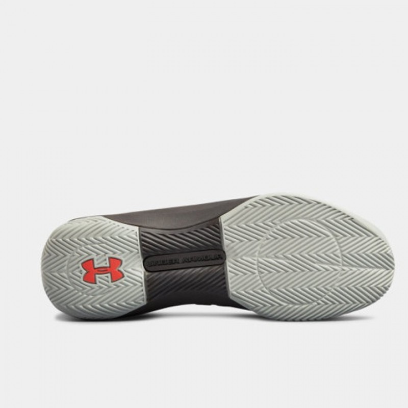 SEPATU BASKET UNDER ARMOUR Lightning 5