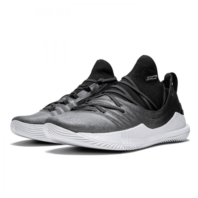 SEPATU BASKET UNDER ARMOUR Curry 5