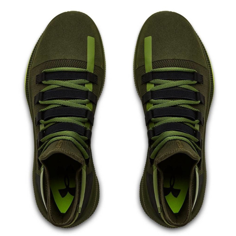 SEPATU BASKET UNDER ARMOUR M-Tag Low