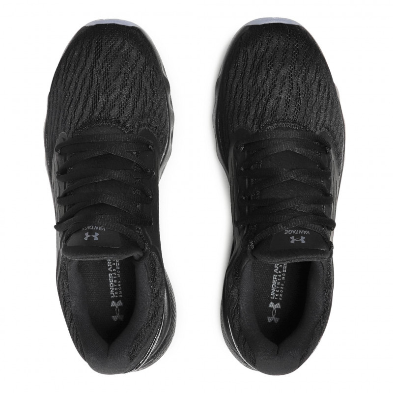 SEPATU LARI UNDER ARMOUR CHARGED VANTAGE