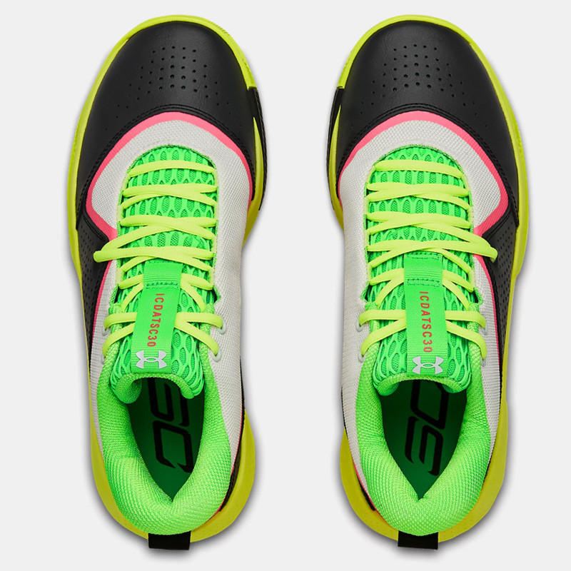 SEPATU BASKET UNDER ARMOUR UA SC 3ZER0 IV