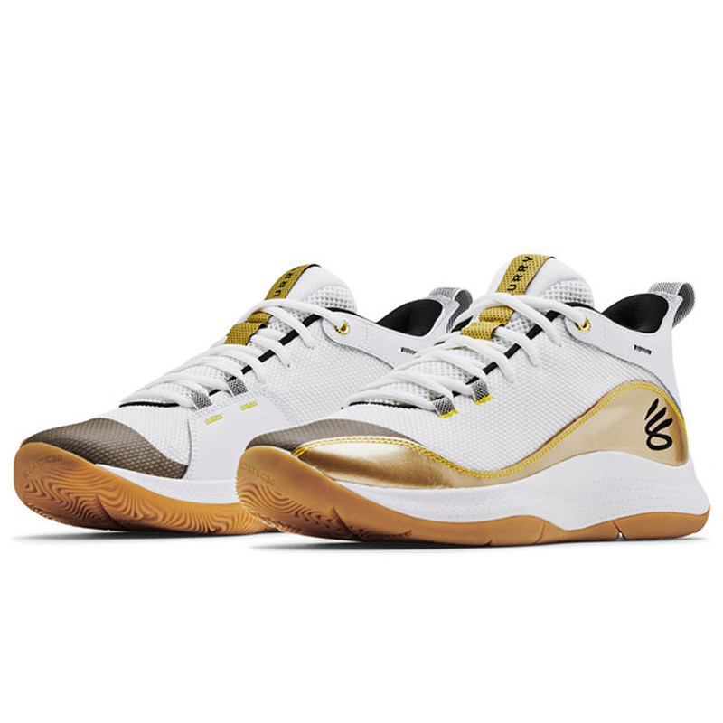 SEPATU BASKET UNDER ARMOUR Curry 3Z5