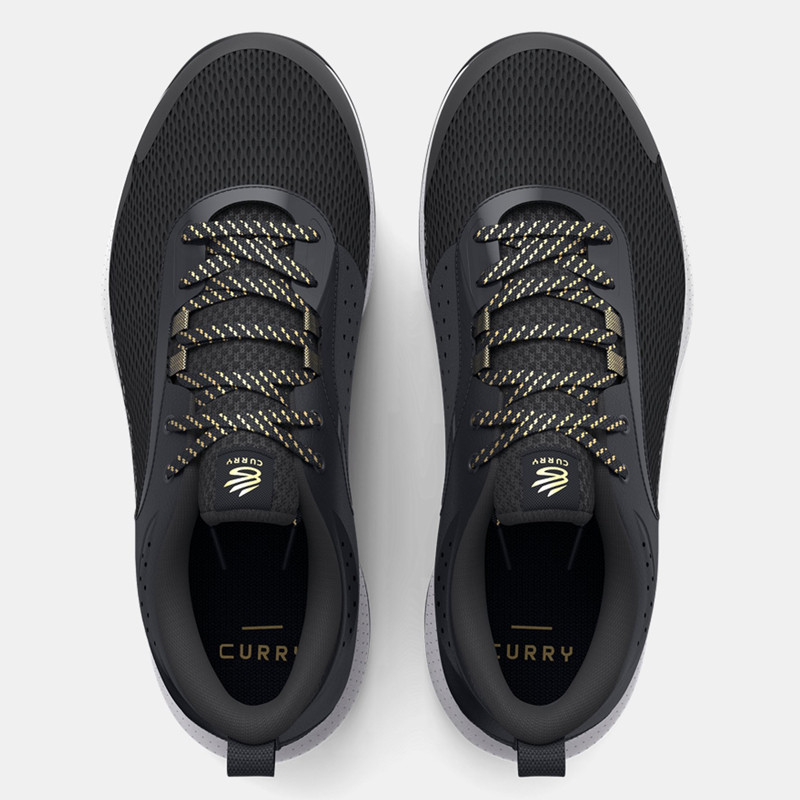 SEPATU BASKET UNDER ARMOUR Curry 3z6