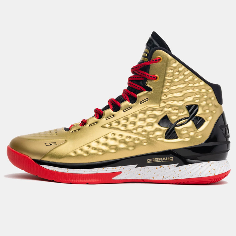 Sepatu basket under armour curry on sale