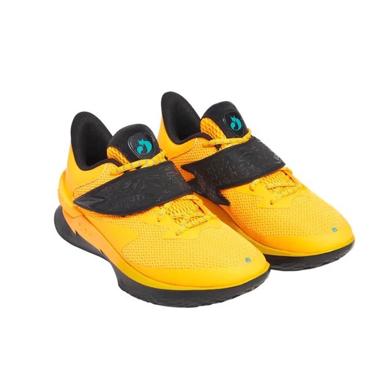 SEPATU BASKET UNDER ARMOUR CURRY FOX 1 Banzitos
