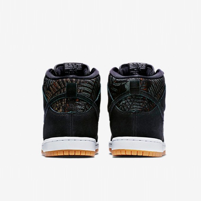 SEPATU SNEAKERS NIKE Dunk High SB