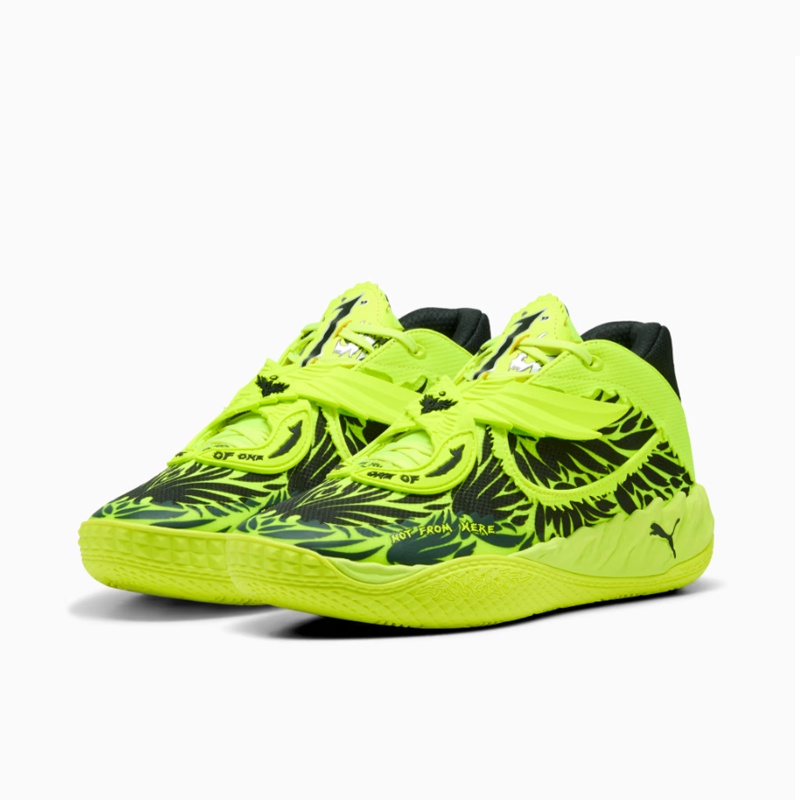 SEPATU BASKET PUMA MB.05 Voltage