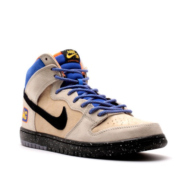 SEPATU SNEAKERS NIKE Dunk High Premium SB