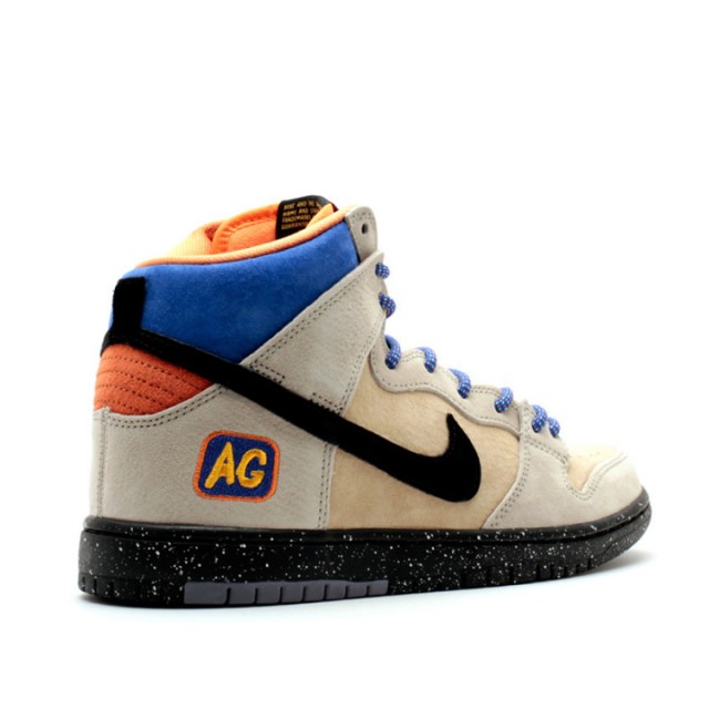 SEPATU SNEAKERS NIKE Dunk High Premium SB