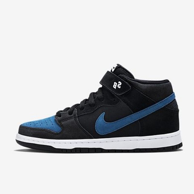 SEPATU SNEAKERS NIKE Dunk Mid SB