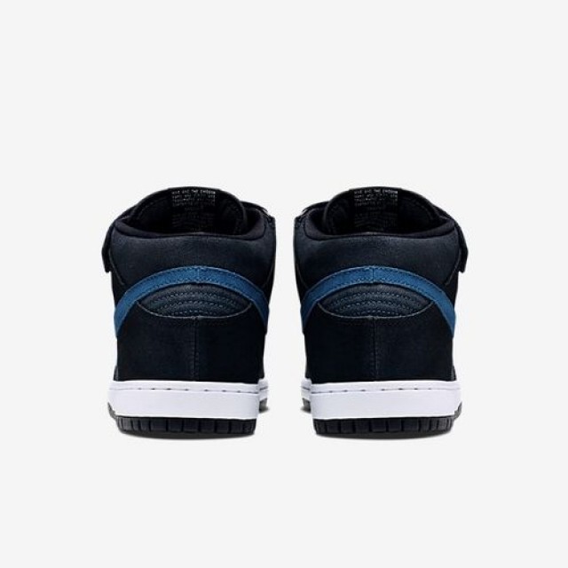 SEPATU SNEAKERS NIKE Dunk Mid SB