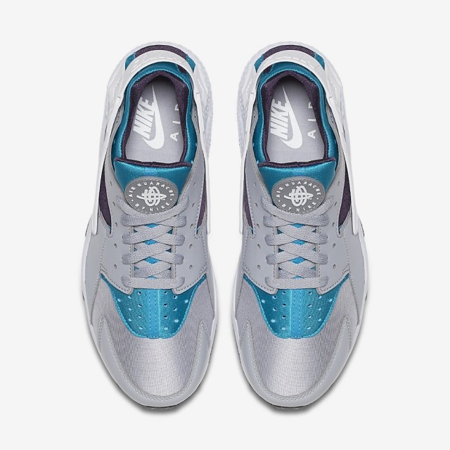 SEPATU SNEAKERS NIKE Air Huarache
