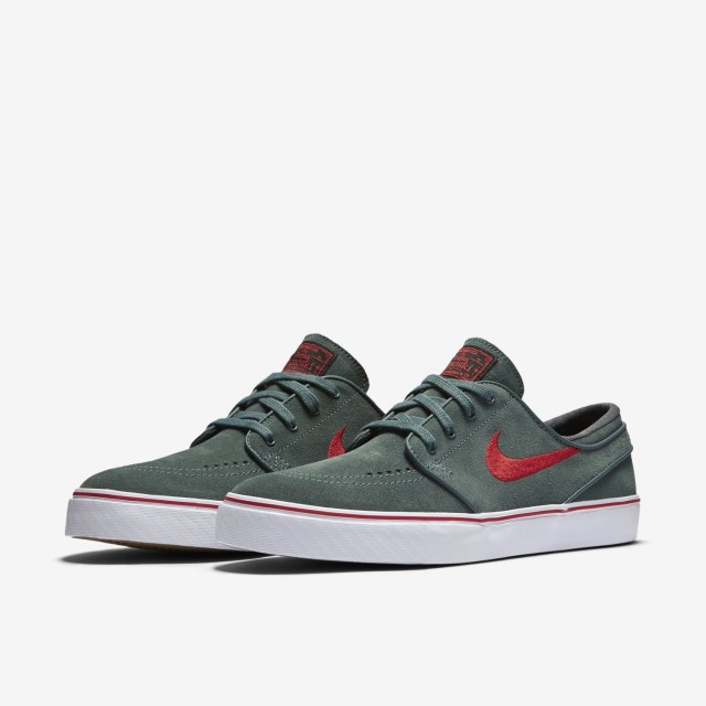SEPATU SNEAKERS NIKE SB Zoom Stefan Janoski