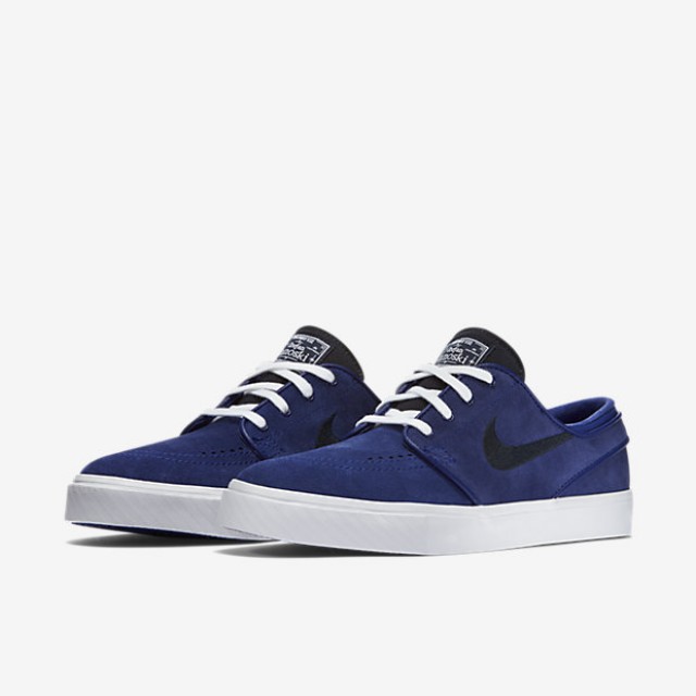 SEPATU SNEAKERS NIKE Stefan Janoski