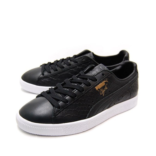 SEPATU SNEAKERS PUMA Clyde Dressed