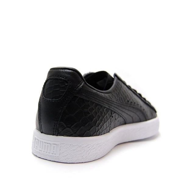 SEPATU SNEAKERS PUMA Clyde Dressed