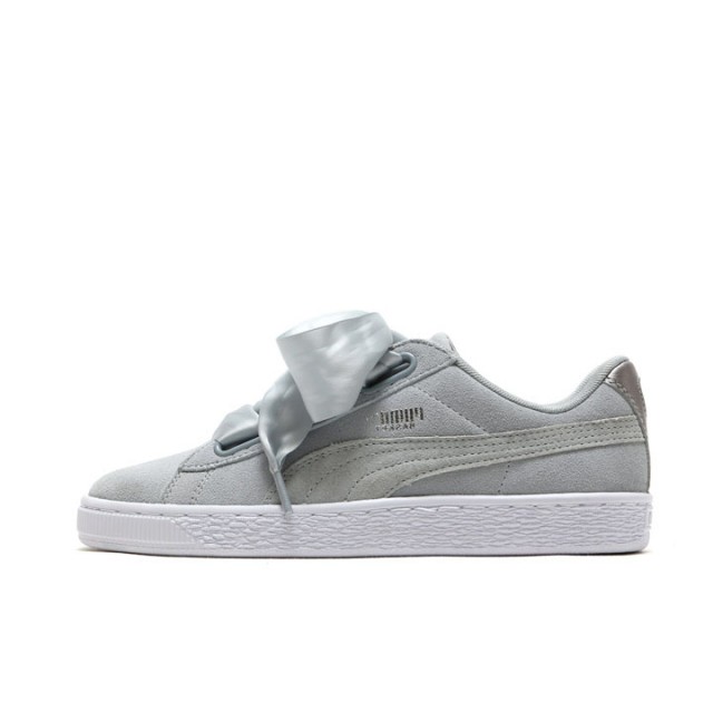 SEPATU SNEAKERS PUMA WMNS Suede Heart Safari