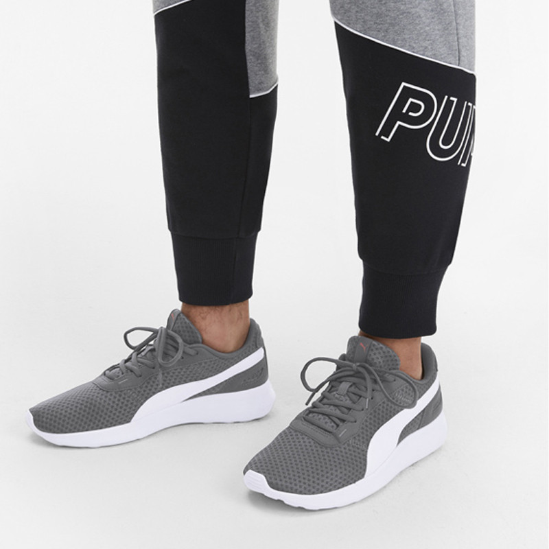 SEPATU SNEAKERS PUMA ST Activate