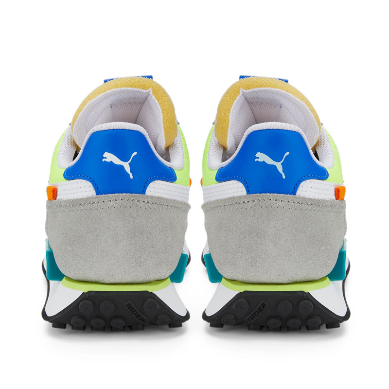 SEPATU SNEAKERS PUMA Future Rider Play On