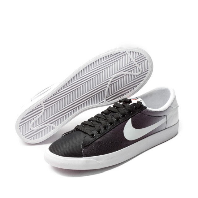 SEPATU SNEAKERS NIKE Classic Tennis AC